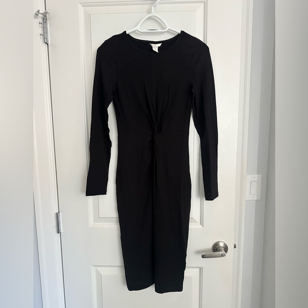 Elegant Black Long Sleeve Dress